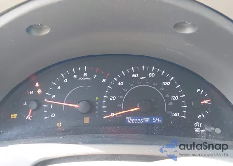 2010 Toyota Camry Le z USA, uszkodzony, nr VIN 4T1BF3EK5AU058484